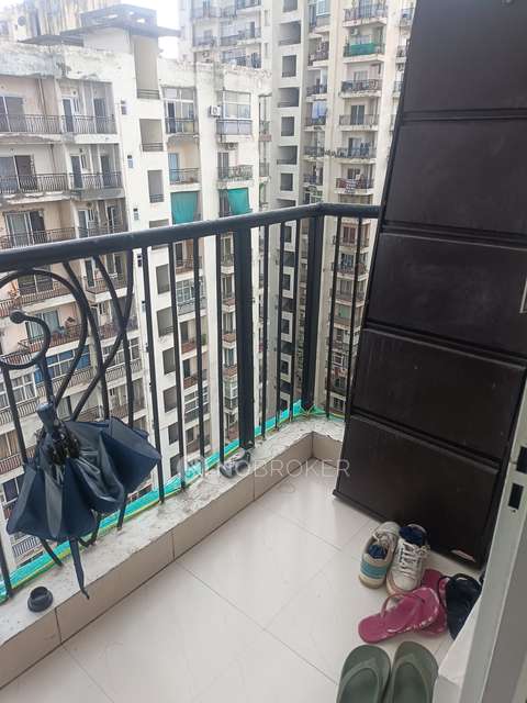 2 BHK Flat In Prateek Wisteria For Sale  In Sector 77, Noida, Uttar Pradesh, India