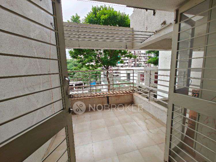 2 BHK Flat In Silver City For Sale  In Chikhali