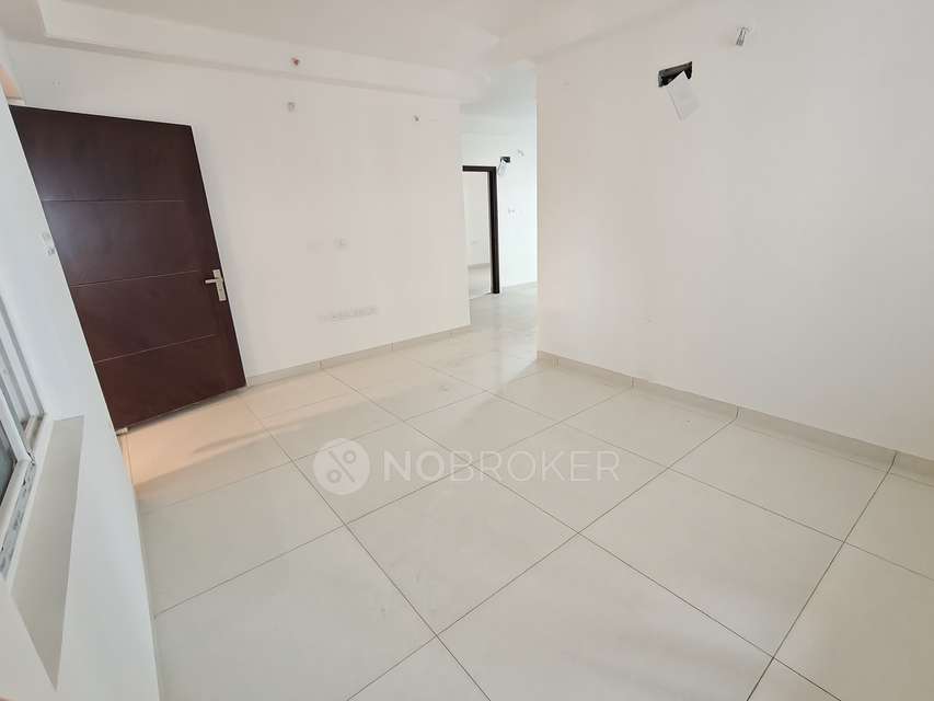 2 BHK Flat In Aparna Sarovar Zicon For Sale  In Nalagandla