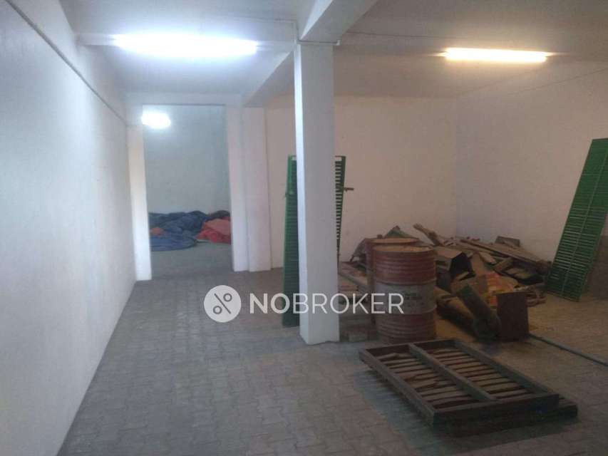 Godown/Warehouse in Tondiarpet, Chennai for sale 