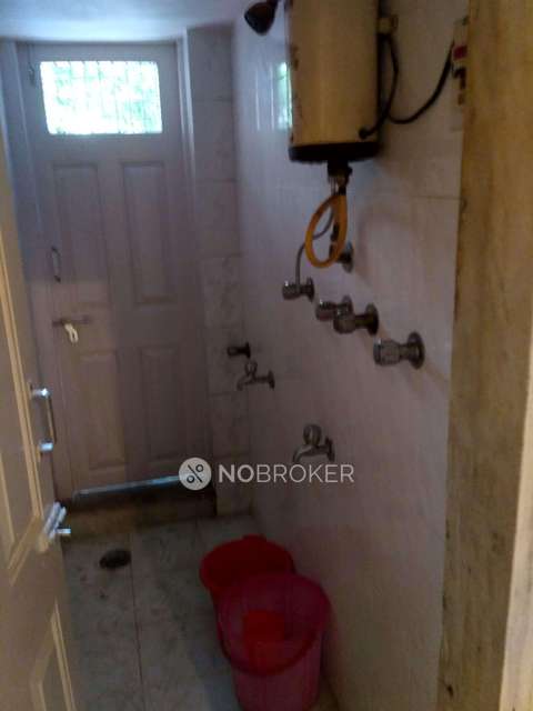 2 BHK Flat In Sadanand Classic For Sale  In Khar West