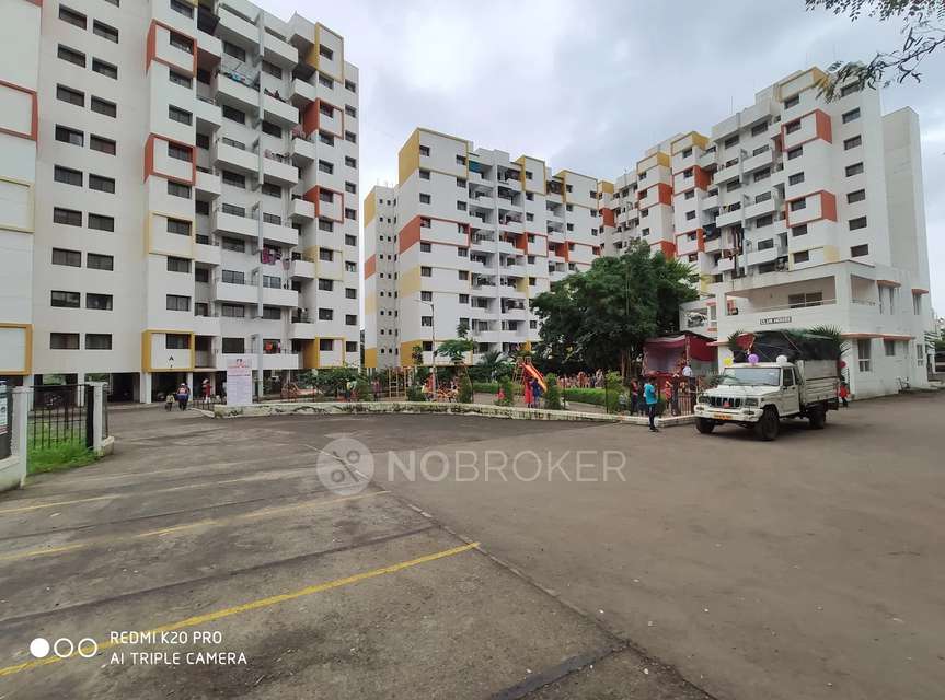 1 BHK Flat In Tredmark Life  Co.op.society, Kasar Amboli,pune For Sale  In Kasar Amboli
