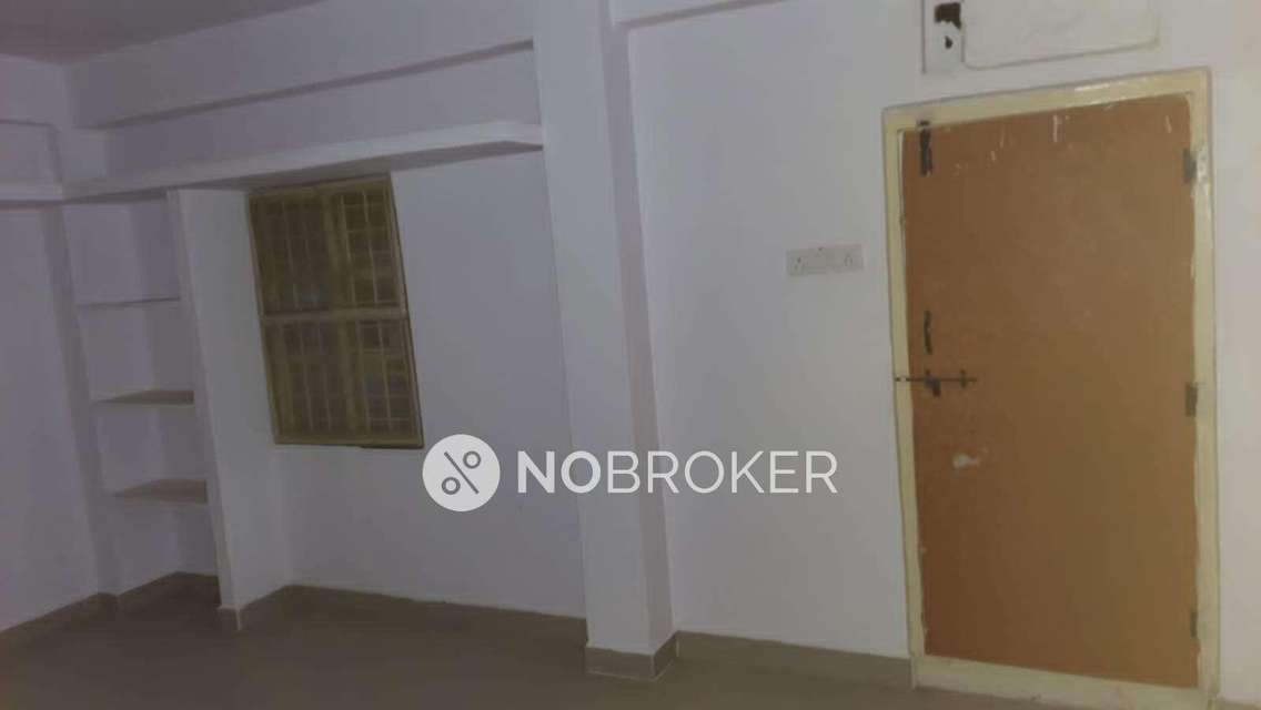 1 BHK Flat In Rajiv Gruhakalpa, Chanda Nagar For Sale  In Serilingampalle