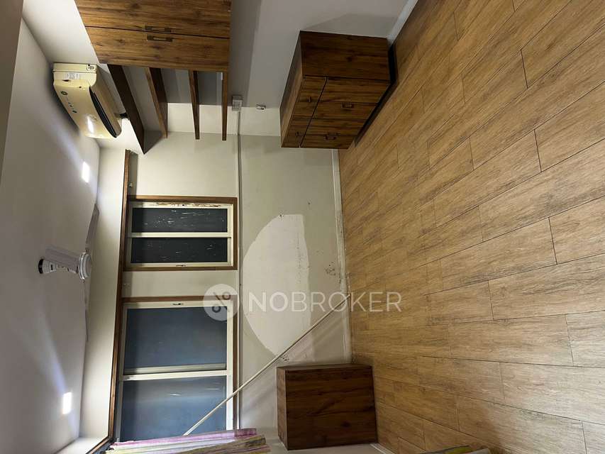 3 BHK Flat In Shree Siddhivinayak Towers For Sale  In Kandivali West