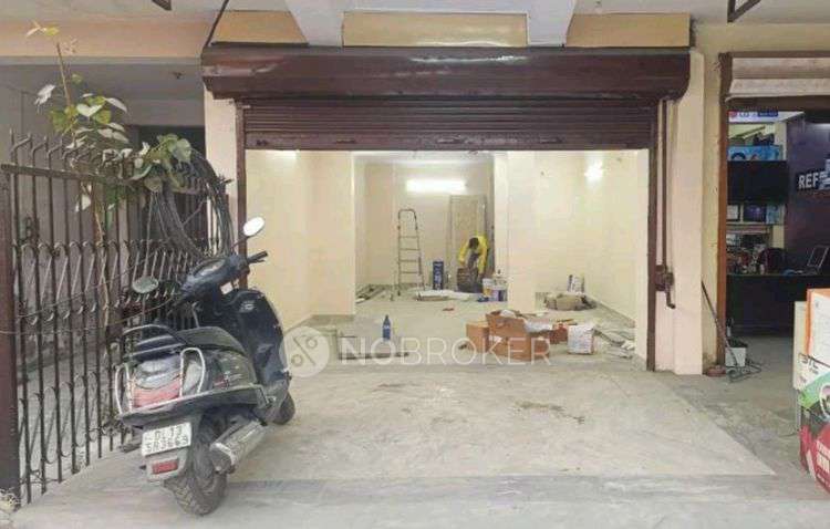 Shop in Shalimar Garden Extension I, Shalimar Garden, Ghaziabad for sale 