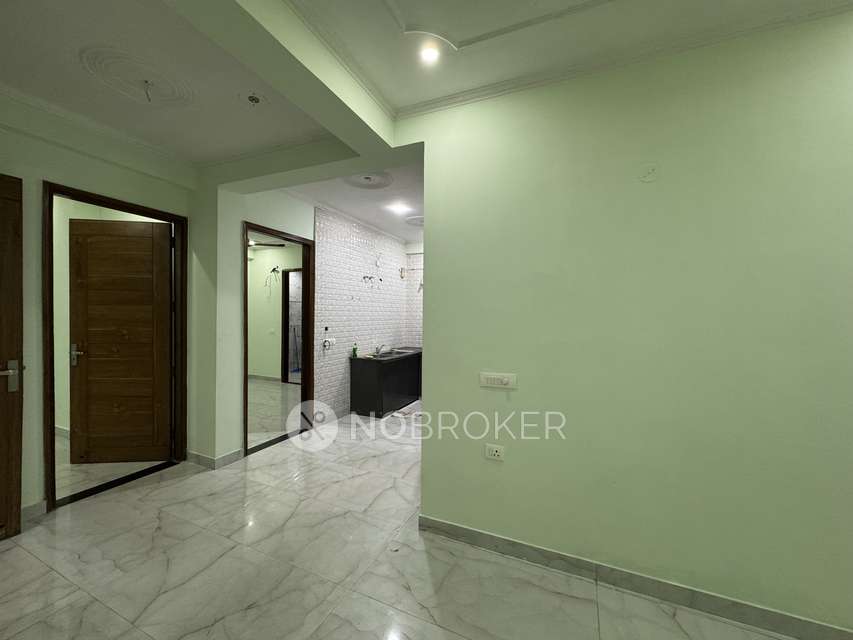 3 BHK Flat In Gupta Residence  for Rent  In Friends Colony