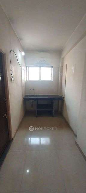 Shared Room for Female In 1 BHK  In Gokhalenagar