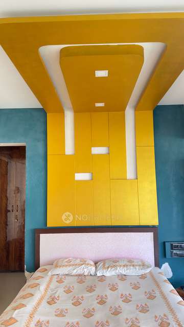 PG for Girls in Kandivali West, 