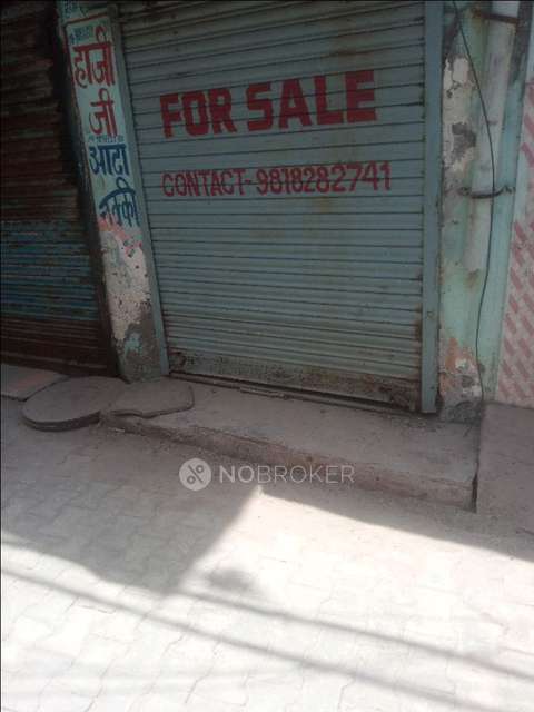 Shop in Sector 5, Faridabad for sale 