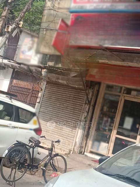 Shop in Kalkaji, Delhi for sale 