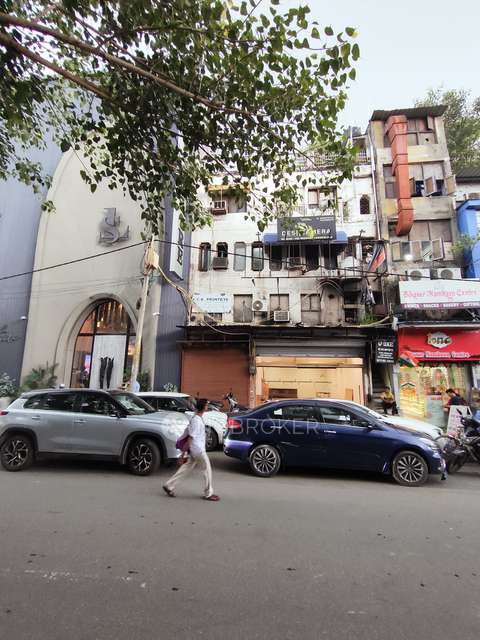 Godown/Warehouse in Police Station Karol Bagh, Delhi for sale 