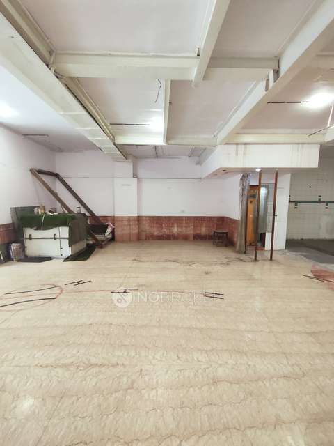 Godown/Warehouse in Police Station Karol Bagh, Delhi for sale 