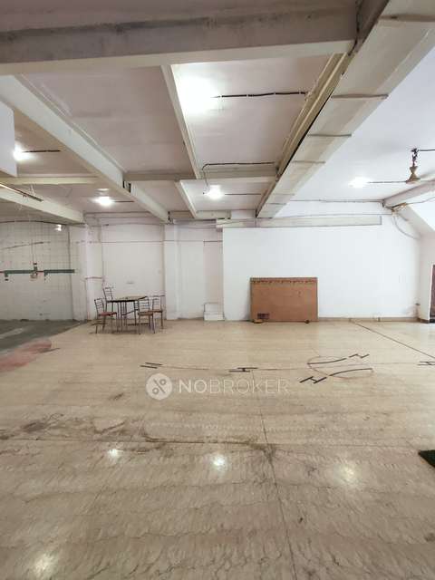 Godown/Warehouse in Police Station Karol Bagh, Delhi for sale 