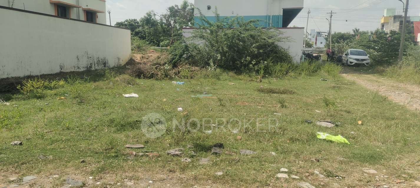 Plot For Sale  In Adhanur