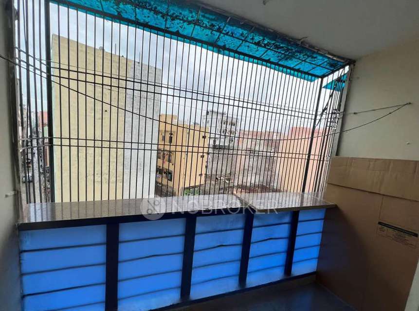 3 BHK Flat In Janapriya Metropolis For Sale  In Moti Nagar