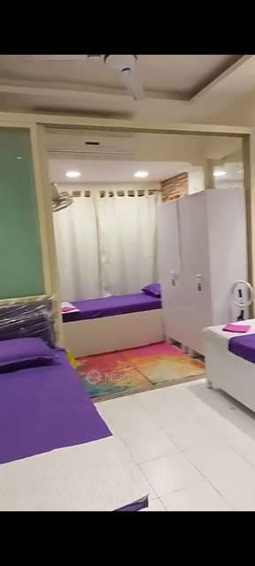 PG for Anyone in Juhu Tara