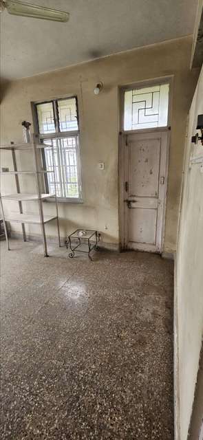 1 BHK Flat For Sale  In Tadiwala Road