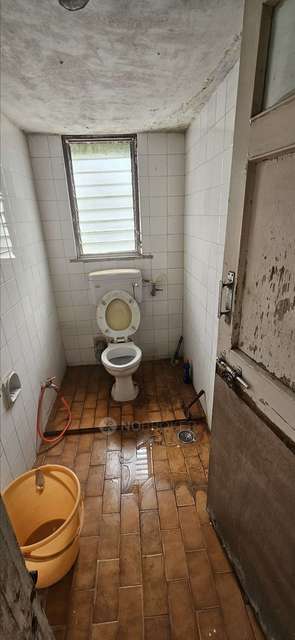 1 BHK Flat For Sale  In Tadiwala Road