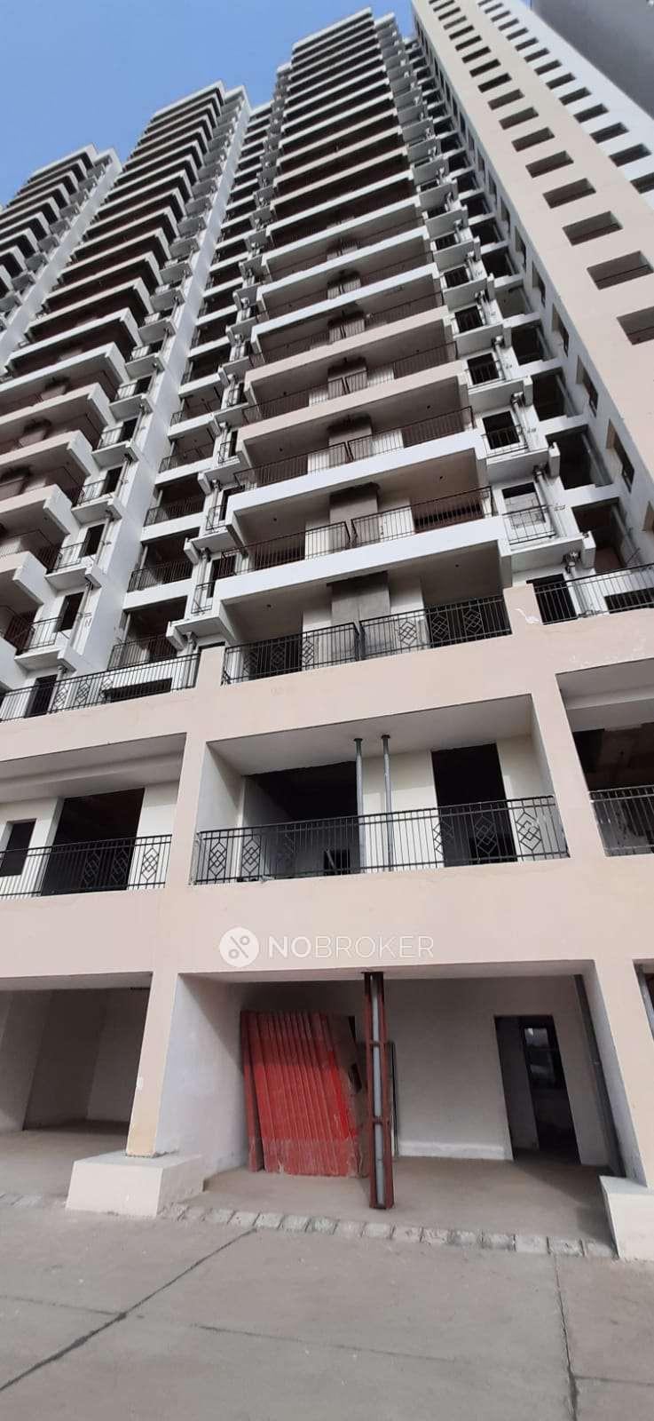 Supertech Golf Village