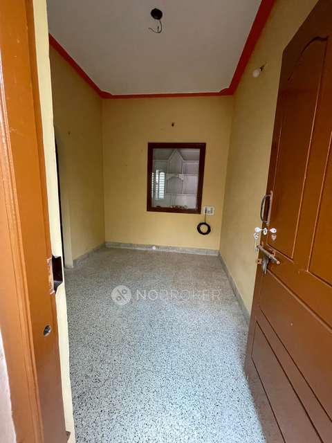 1 RK Flat for Rent  In Padmanabhanagar