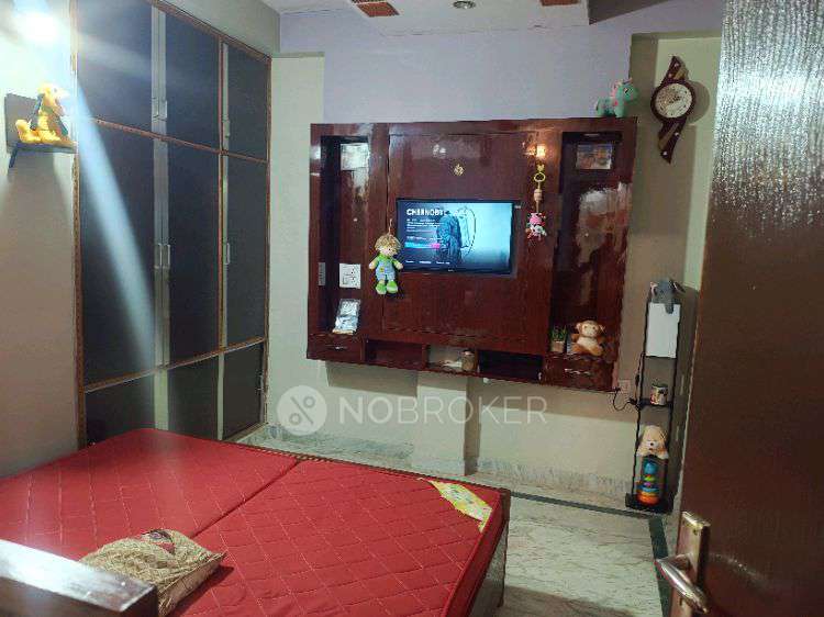 3 BHK Flat In Shastri Nagar For Sale  In Shastri Nagar