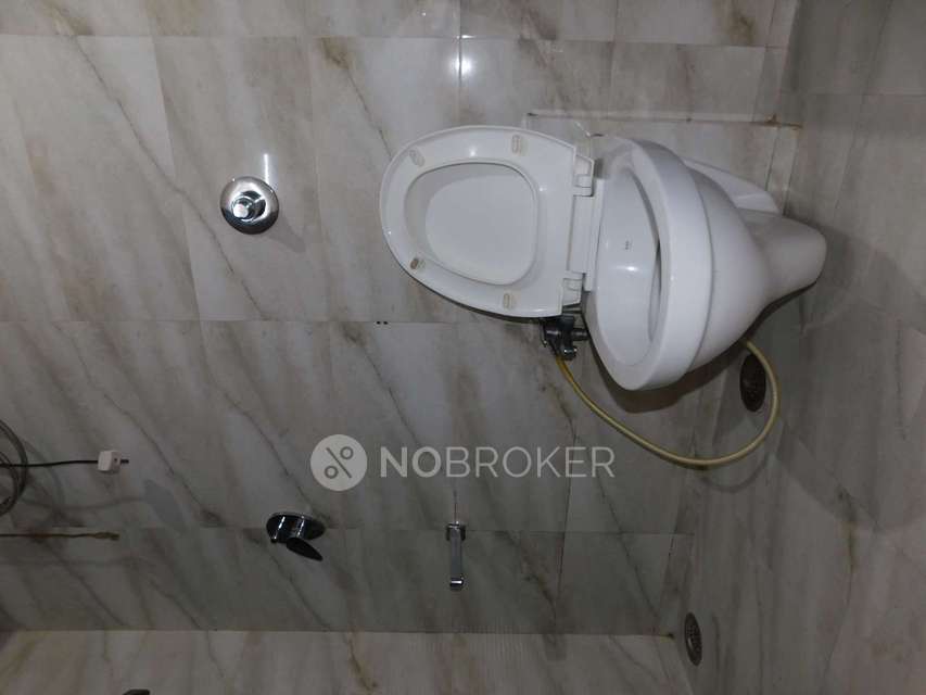 1 BHK Flat In Eastern Winds For Sale  In Kurla