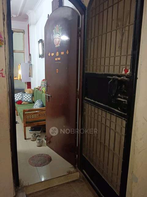 1 BHK Flat In Hari Niwas For Sale  In Mehrauli, Sarai