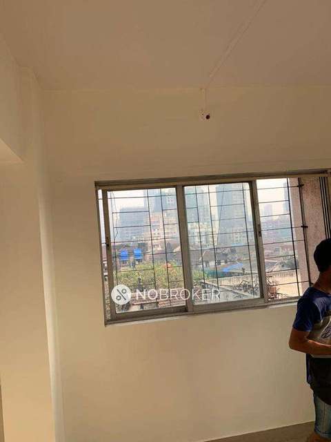 1 RK Flat In Mago Param Tower For Sale  In Girgaon