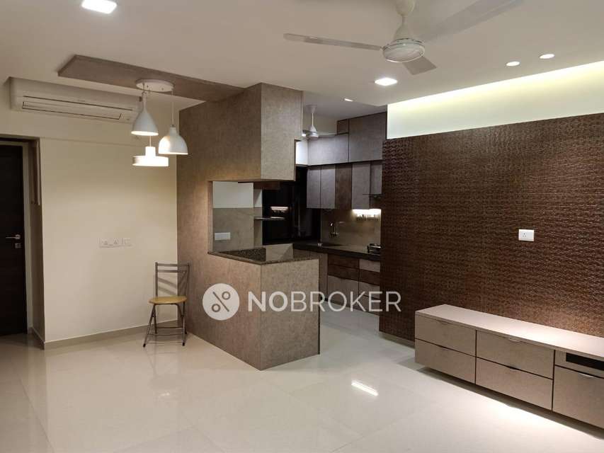 1 BHK Flat In Kanakia Rainforest For Sale  In Andheri East