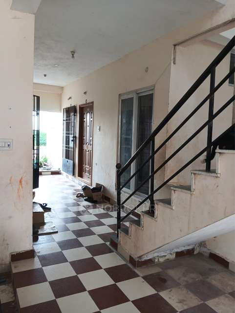 1 BHK Flat In Lenid Apartment For Sale  In Lenid