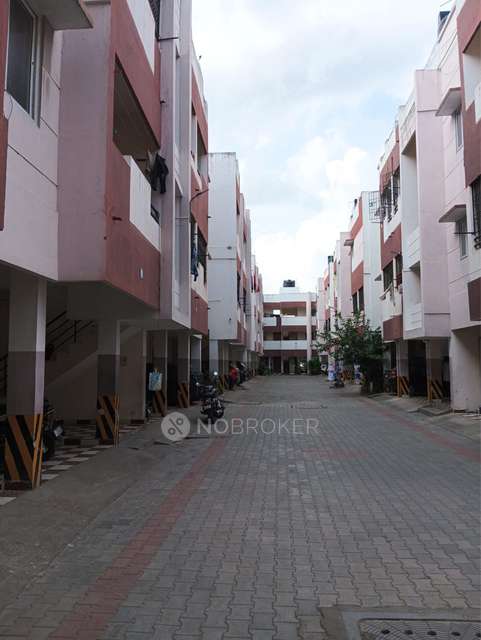 1 BHK Flat In Lenid Apartment For Sale  In Lenid