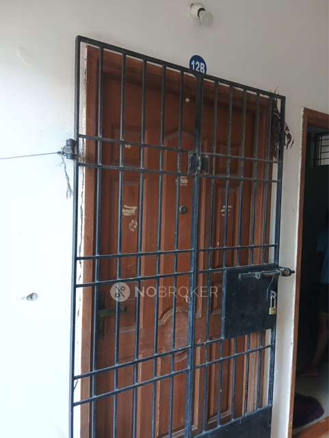 1 BHK Flat In Lenid Apartment For Sale  In Lenid