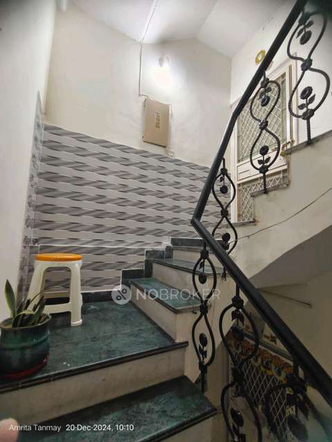 3 BHK Flat In Rwa Chittaranjan Park  For Sale  In Block D, Chittaranjan Park