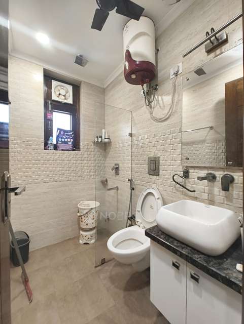 2 BHK Flat In Antariksha Apartments For Sale  In Vikaspuri