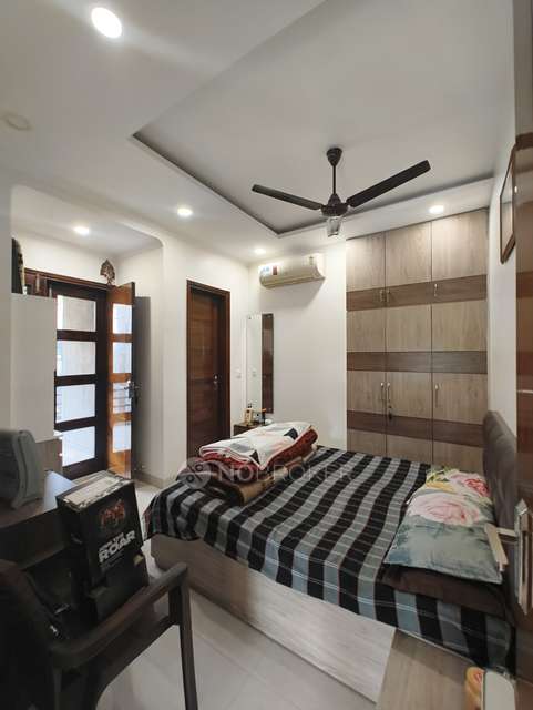 2 BHK Flat In Antariksha Apartments For Sale  In Vikaspuri