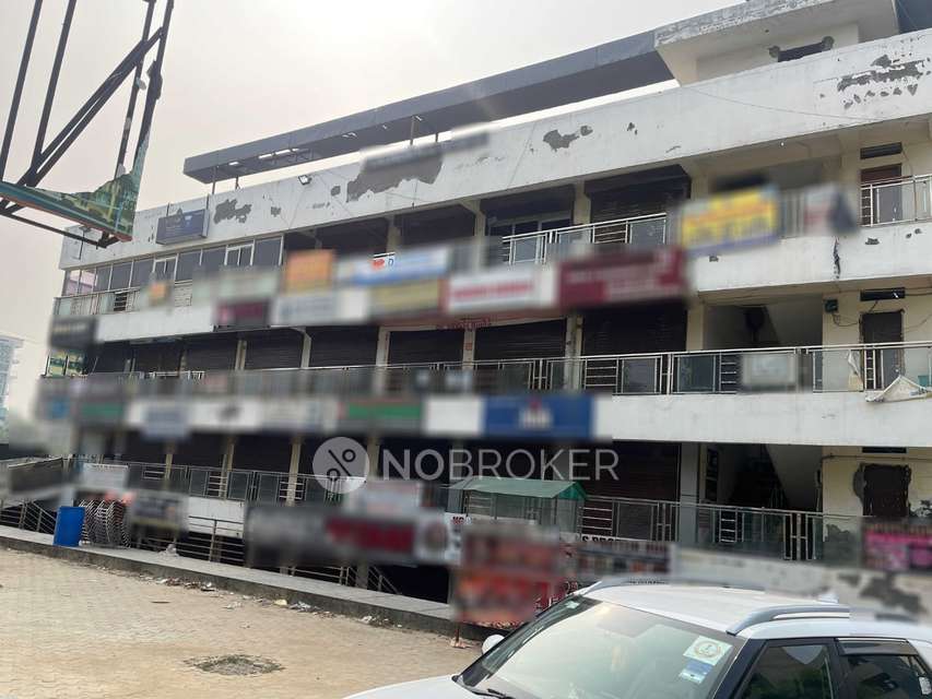 Shop in Raj Nagar Extension, Ghaziabad for sale 