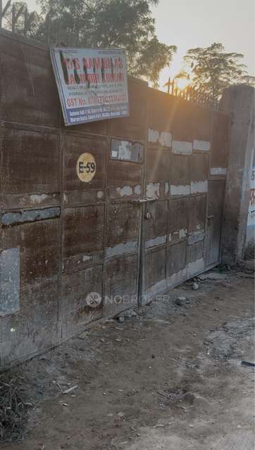 Godown/Warehouse in Mundka, Delhi for sale