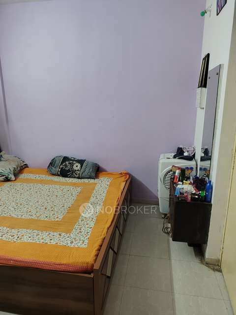 1 BHK Flat For Sale  In Mahalaxmi Park