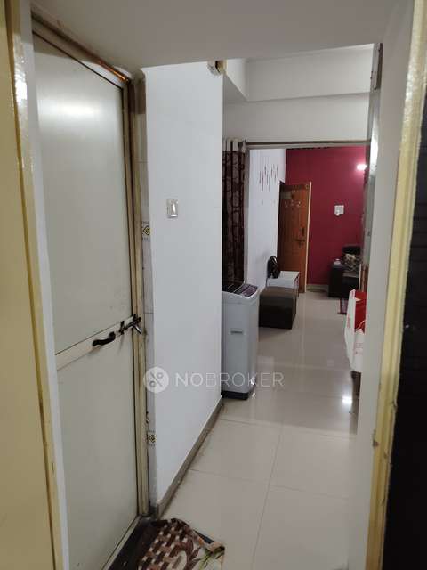 1 BHK Flat For Sale  In Mahalaxmi Park