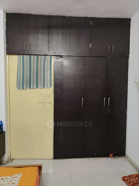 1 BHK Flat For Sale  In Mahalaxmi Park