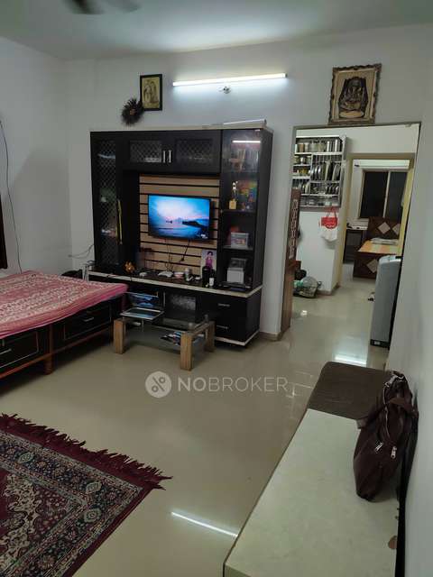 1 BHK Flat For Sale  In Mahalaxmi Park