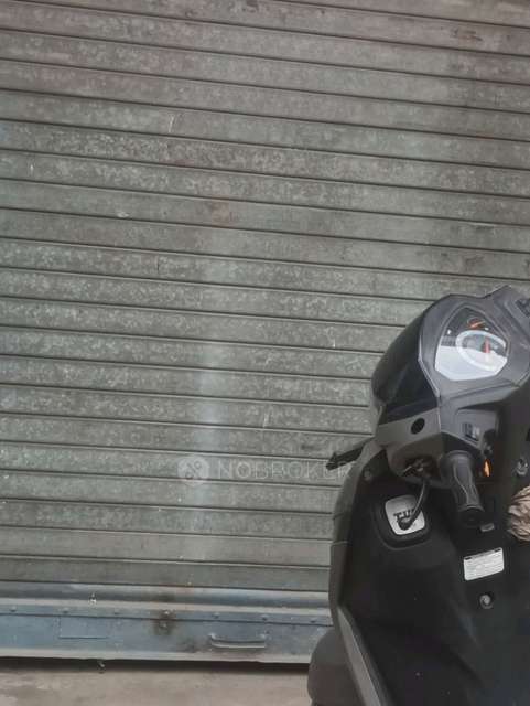 Shop in Chirag Dilli, Delhi for Rent 