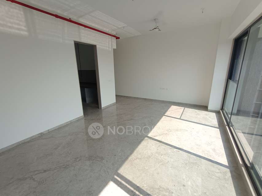 2 BHK Flat In Viceroy Savana For Sale  In Kandivali East