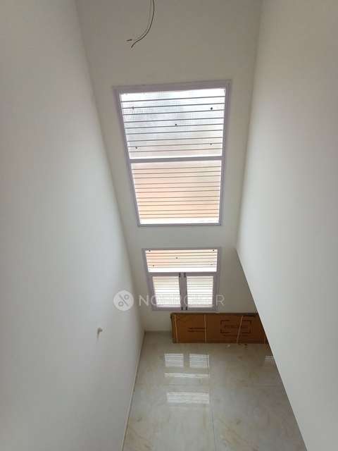 4 BHK House For Sale  In Chokkanahalli