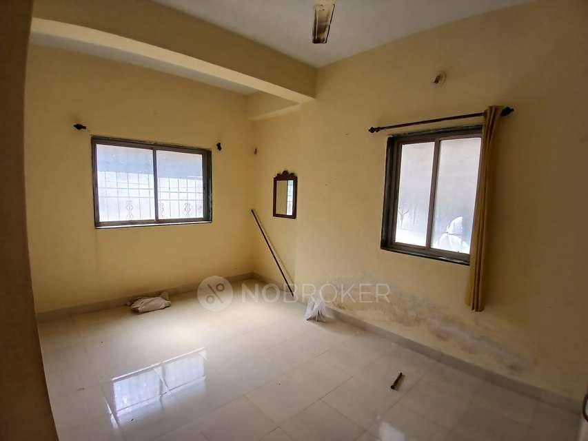 2 BHK Flat In Ishwar Krupa Housing Co-operative Society For Sale  In Yojana Nagar