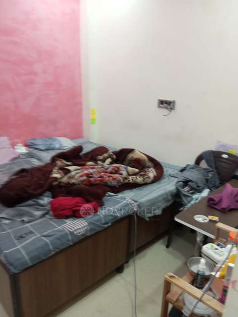 PG for Girls in Laxmi Nagar