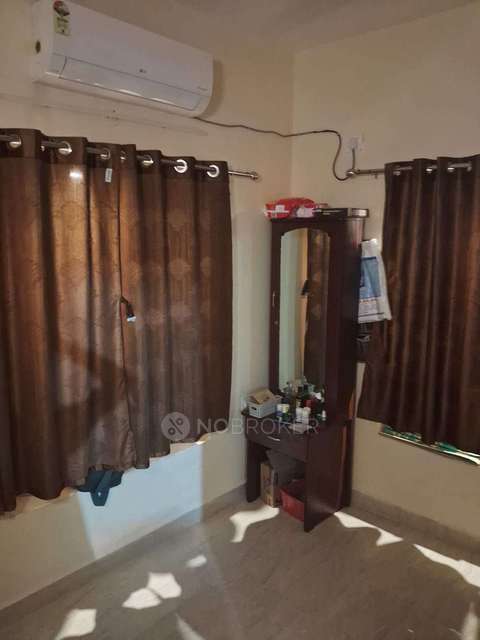 2 BHK Flat In Karal Babylon-twd For Sale  In Gerugambakkam
