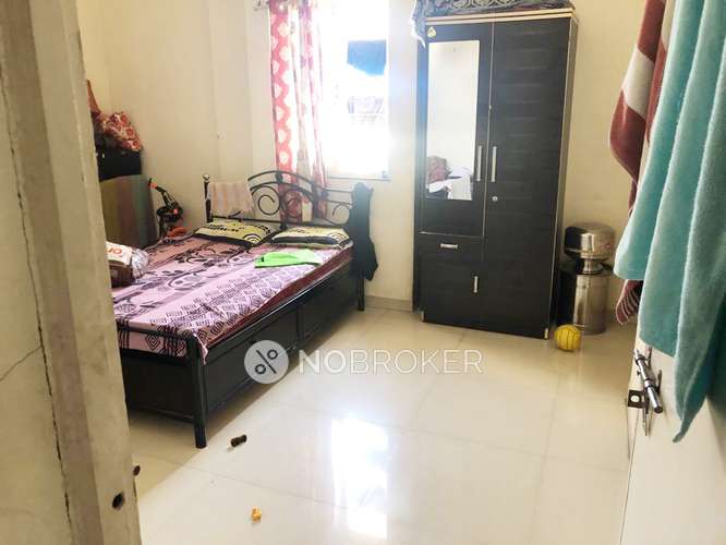 1 BHK Flat In Shriniwas Soci For Sale  In Novel Sewing Machine Co. Fursungi.