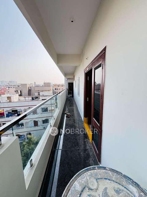 2 BHK Flat In Sunrise Spr Prime Madinaguda For Sale  In Madinaguda