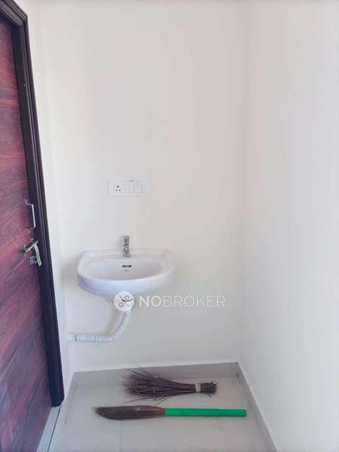 2 BHK Flat In Sunrise Spr Prime Madinaguda For Sale  In Madinaguda